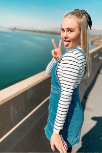 Simone Montagne showing victory sign and tongue