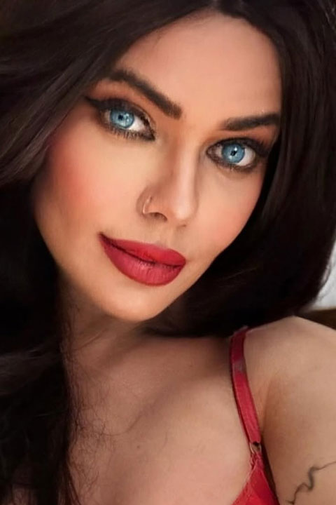 Suzy Cortez